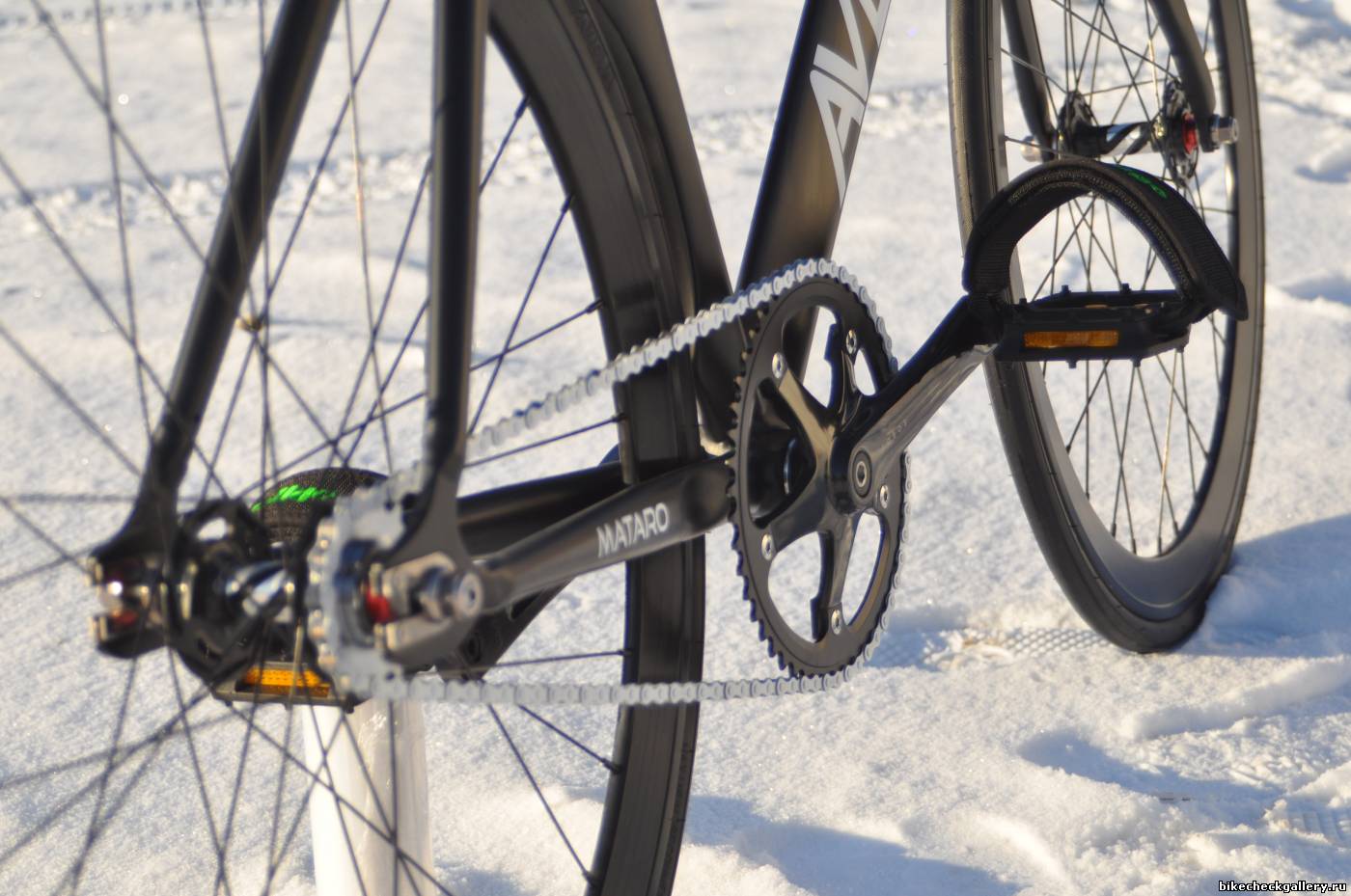 Aventón - Mataro | aventon bikes, aventon mataro, octopus bikes, wellgo straps, feel 4d track hubs, fobos bloq, fixie, fixed, fixed gear, onlyfix, onlybikes
